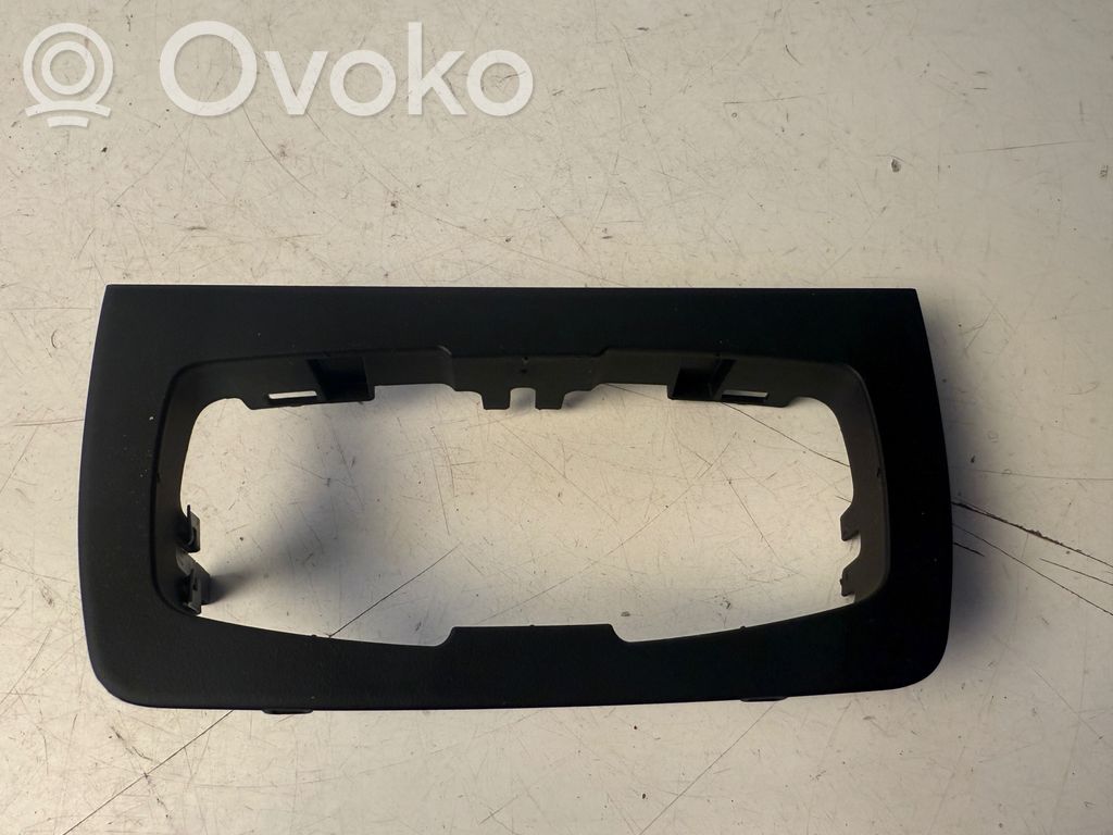 BMW 3 F30 F35 F31 Valokatkaisija 