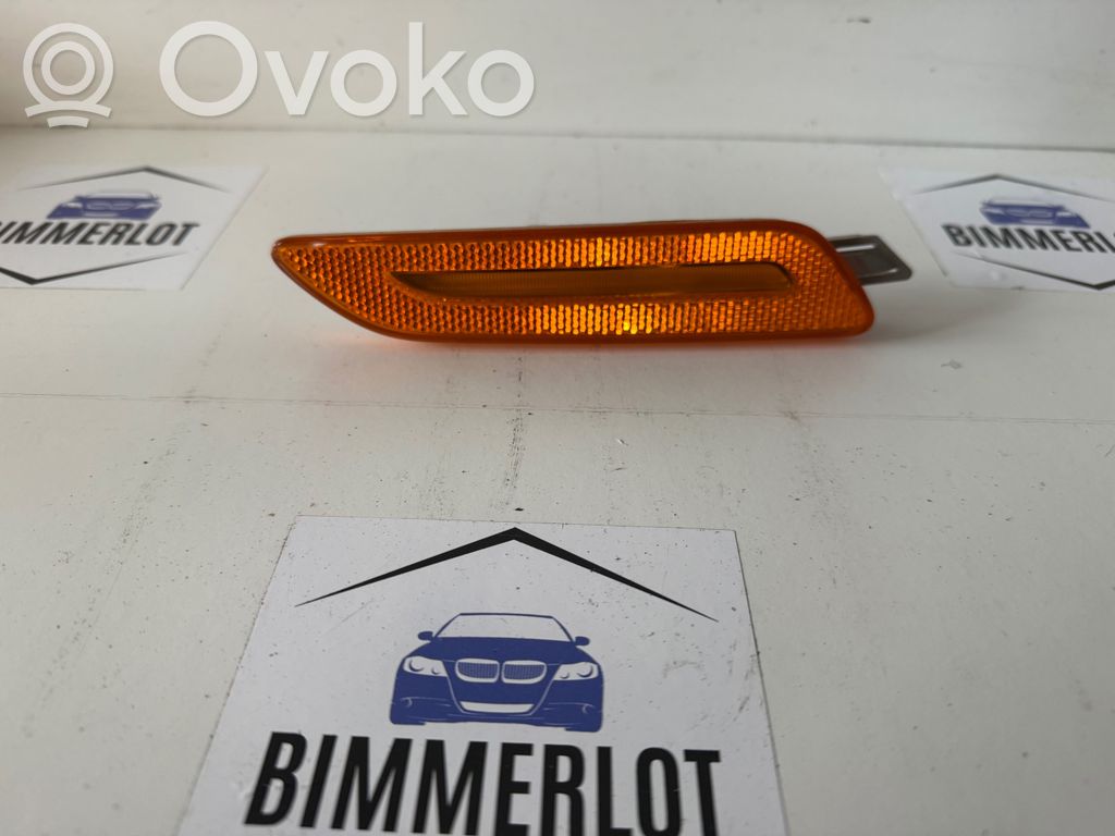 Porsche Panamera (971) Odblask przedni 