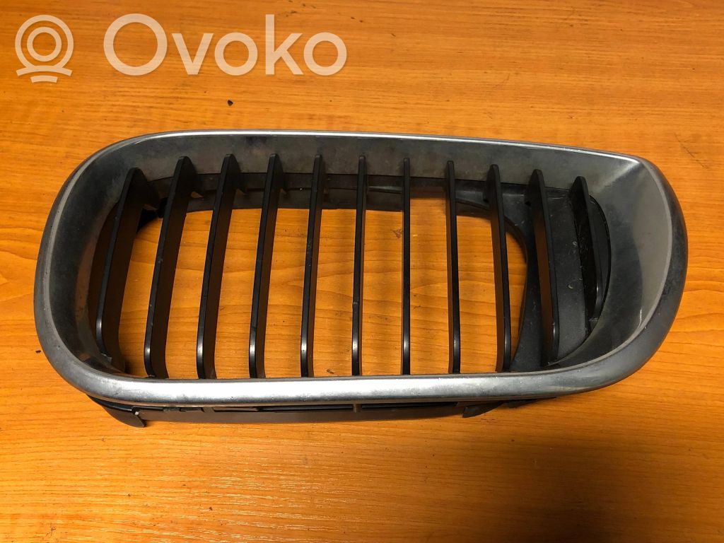 BMW 3 E46 Front grill 