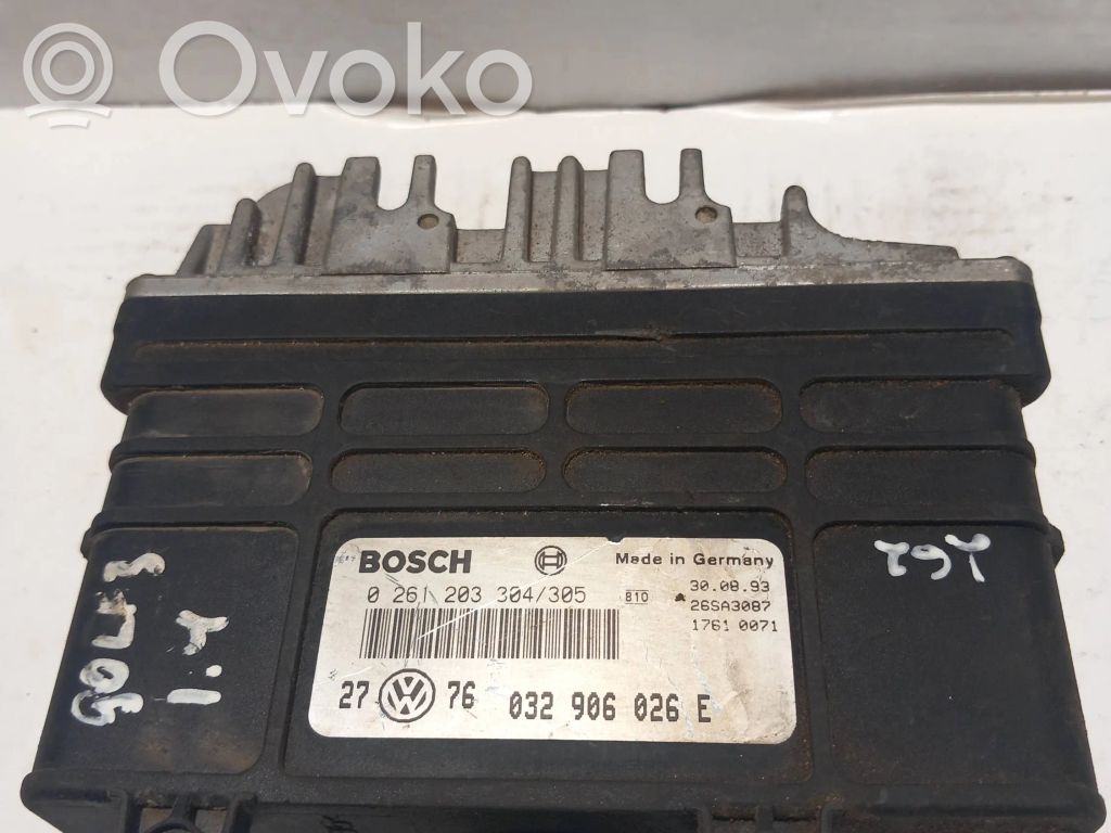 Engine control unit/module   032906026E,0261203304