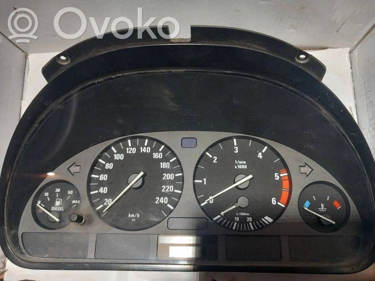 BMW 5 E39 Speedometer (instrument cluster) 