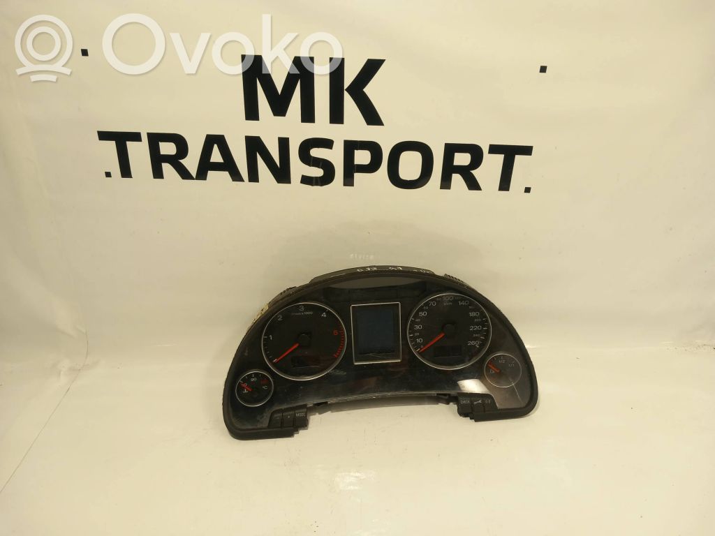 Audi A4 S4 B7 8E 8H Spidometrs (instrumentu panelī) 