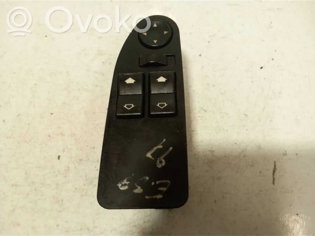 BMW 5 E39 Electric window control switch 