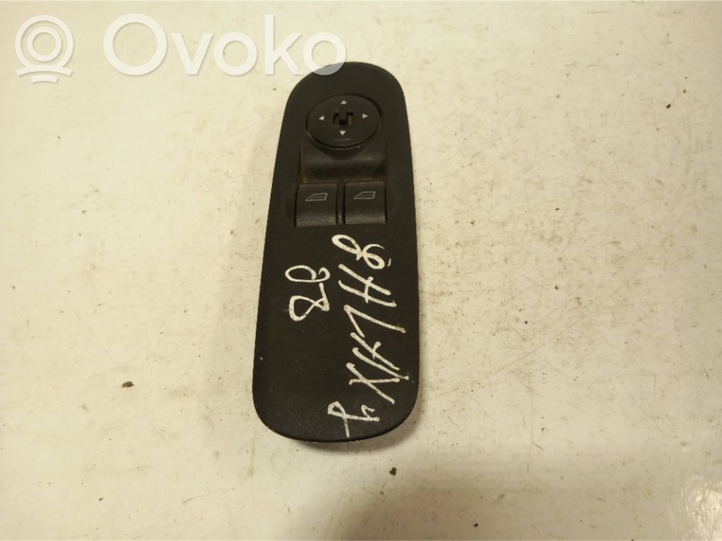 Ford Galaxy Electric window control switch 