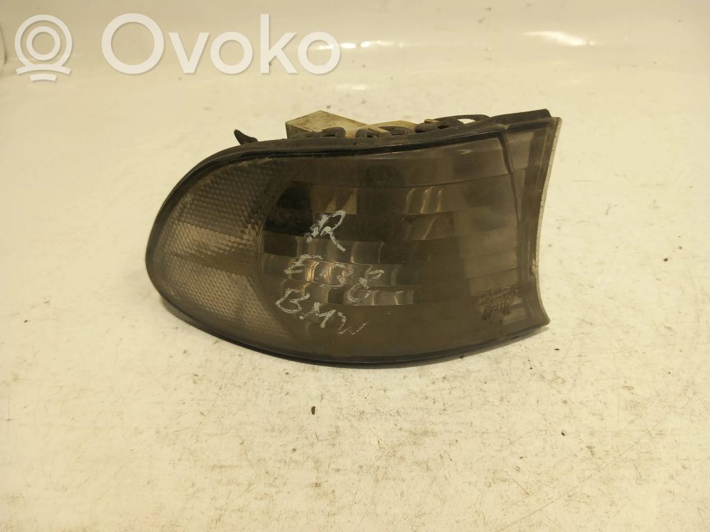 BMW 7 E38 Front indicator light 