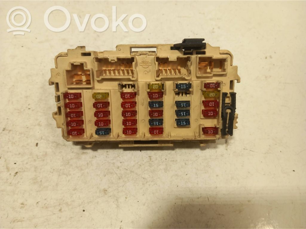 Nissan X-Trail T30 Fuse box set 