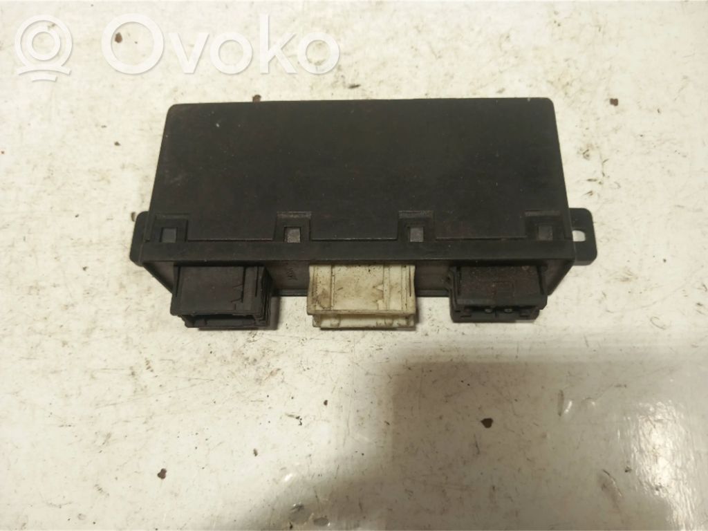BMW 5 E39 Oven ohjainlaite/moduuli 