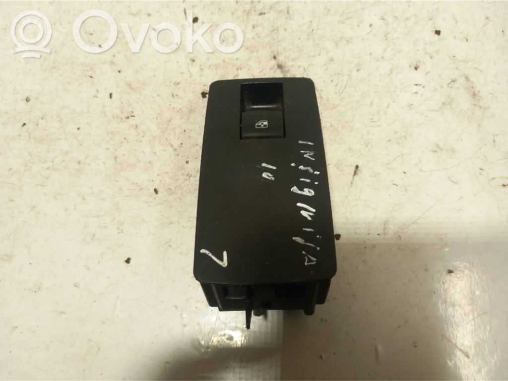Opel Insignia A Electric window control switch 