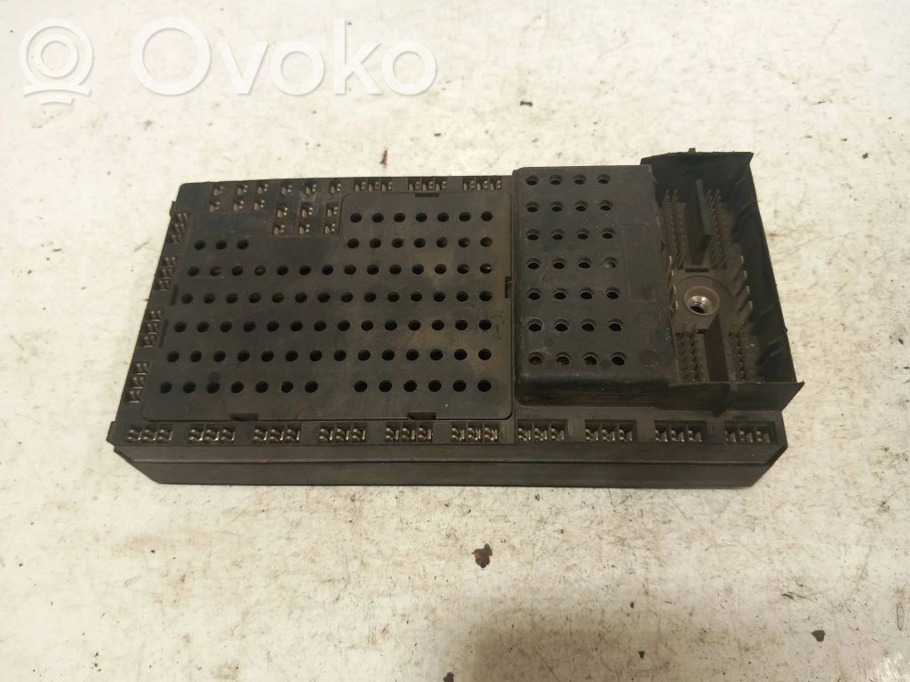 Volvo S80 Fuse module 