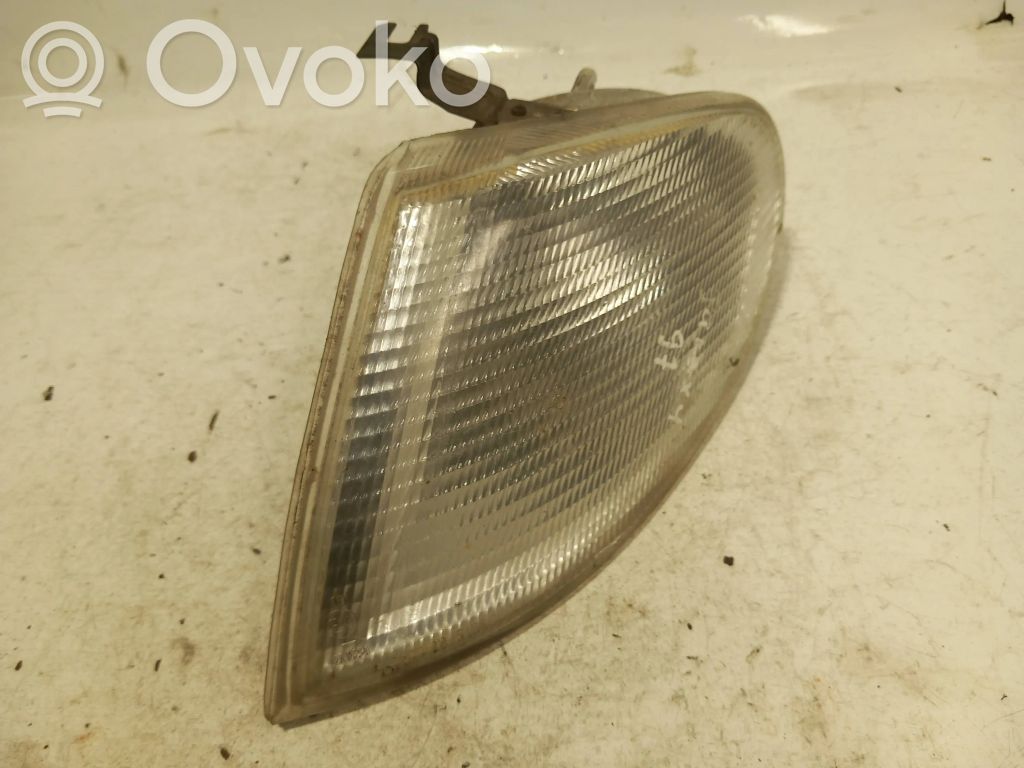 Ford Galaxy Front indicator light 
