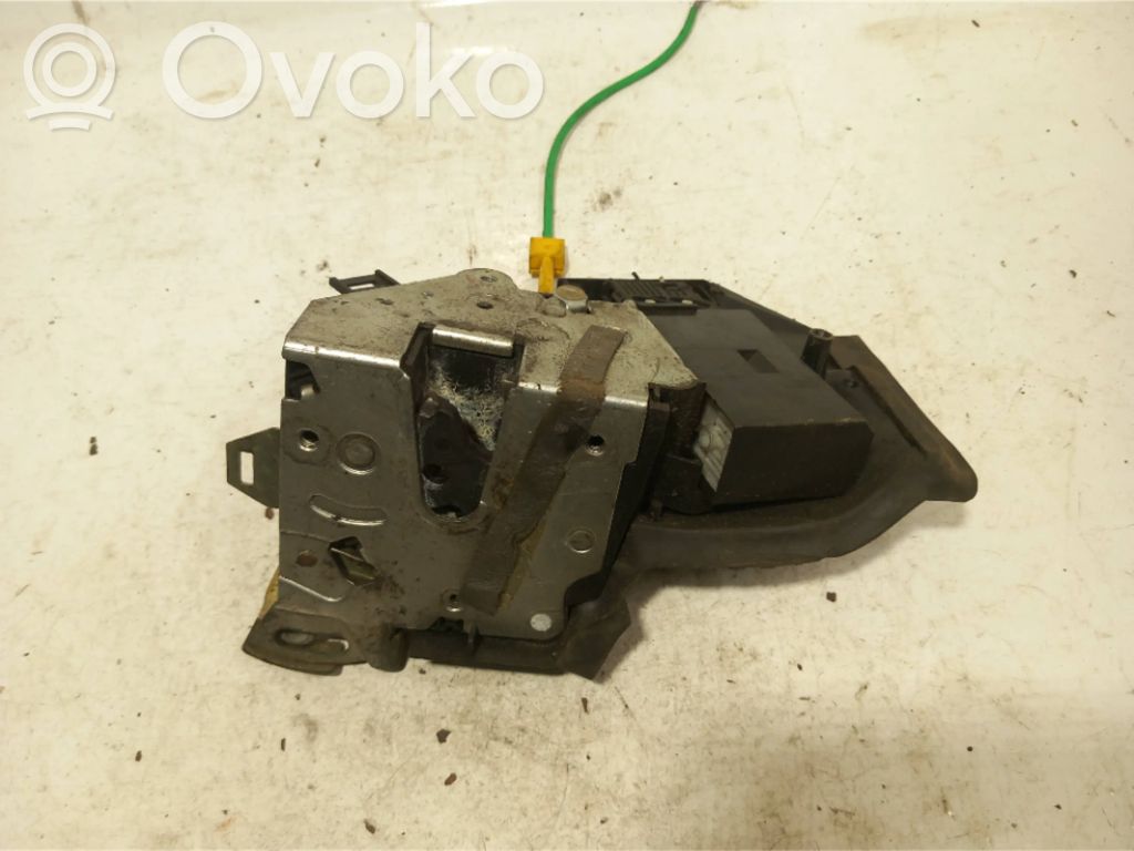 BMW 5 E39 Front door lock 