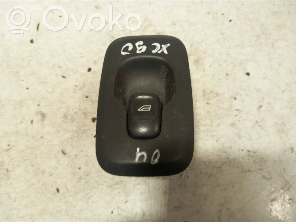 Electric window control switch   8685288,02W425