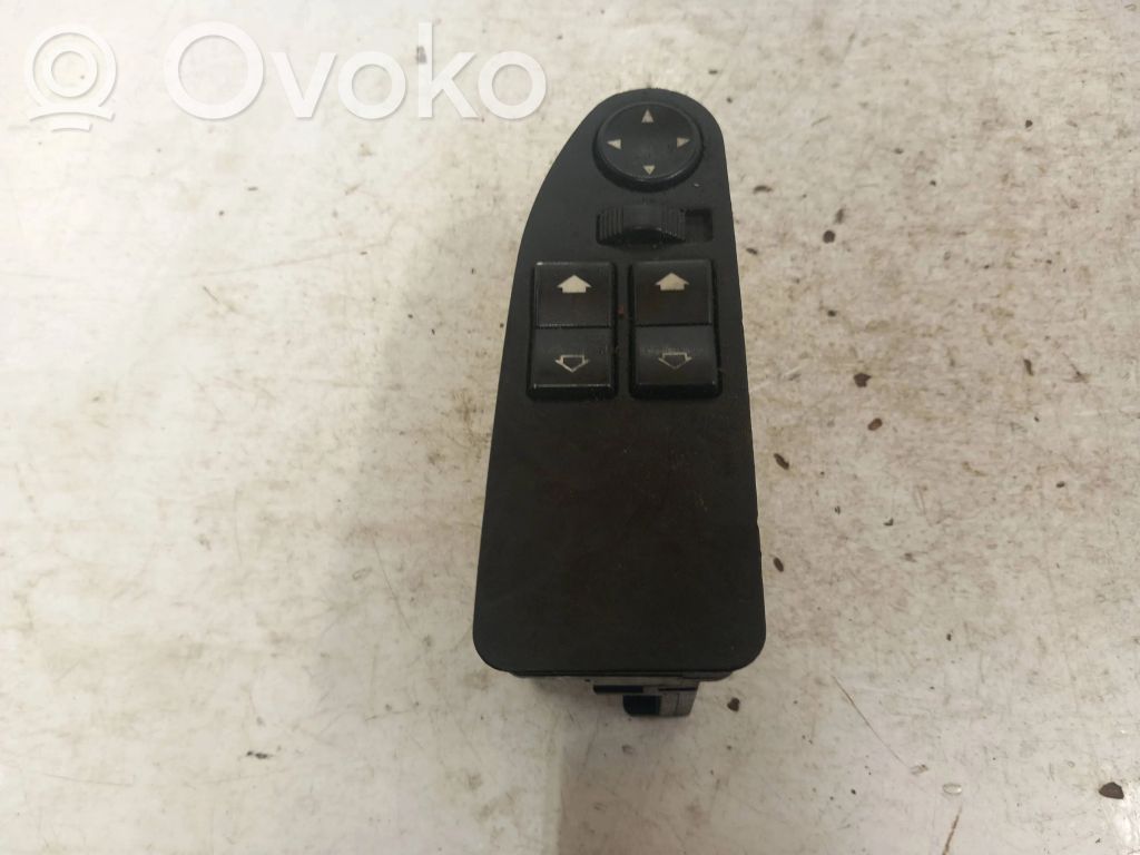 BMW 5 E39 Electric window control switch 