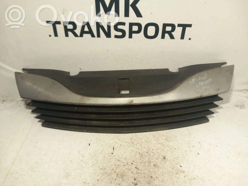 Renault Laguna II Front grill 
