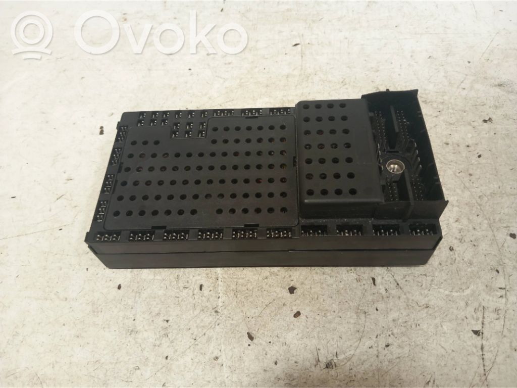 Volvo V70 Juego de caja de fusibles 
