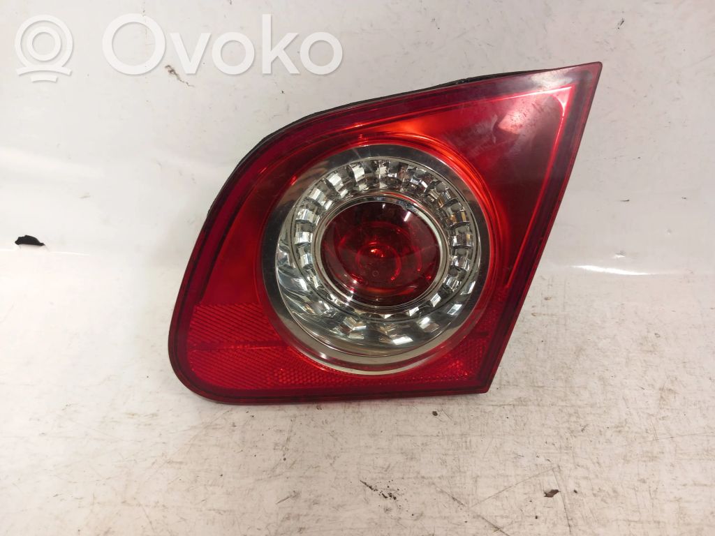 Volkswagen PASSAT B6 Takaluukun takavalot 