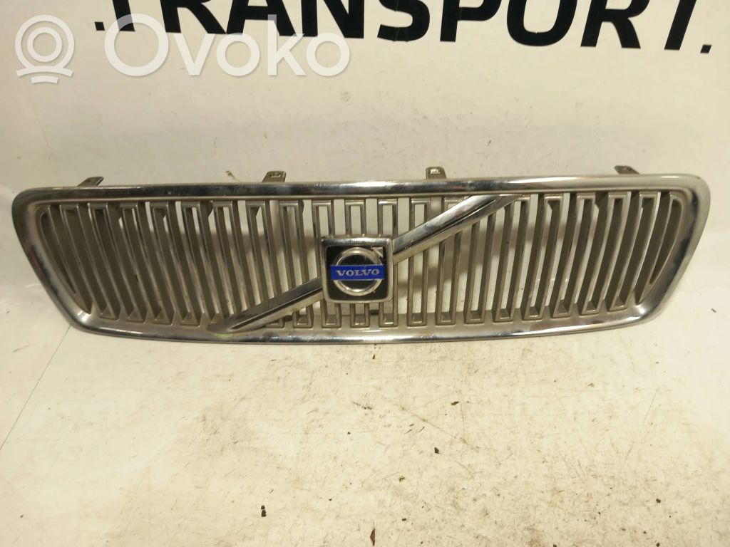 Volvo V70 Etusäleikkö 