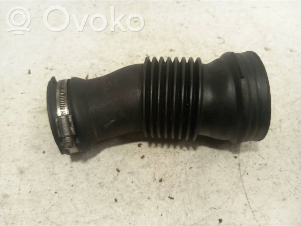Volvo V70 Air intake hose/pipe 