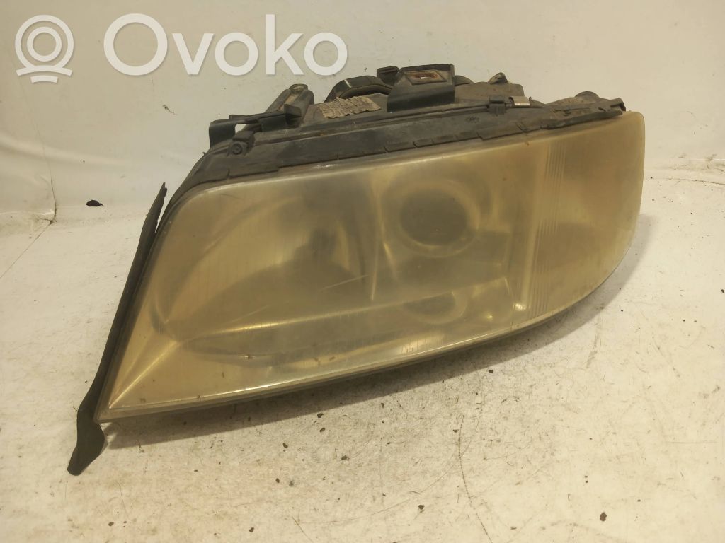 Audi A6 S6 C5 4B Scheinwerfer 