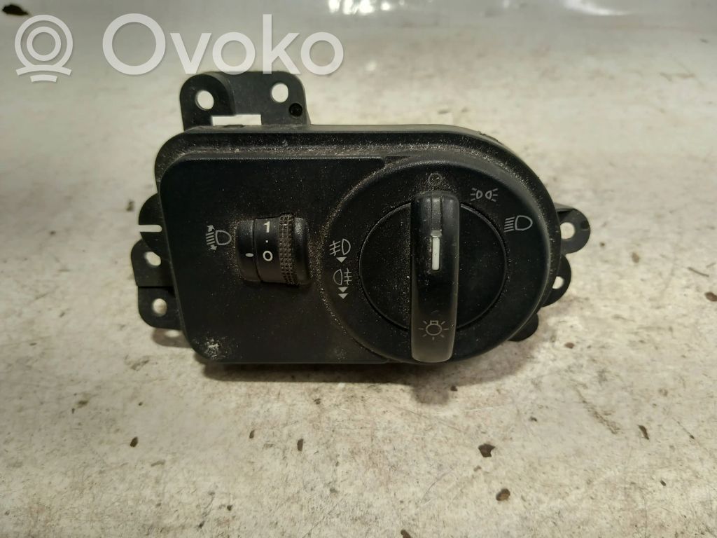 Ford Fiesta Light switch 