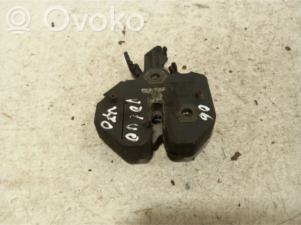 Volvo V70 Engine bonnet/hood lock/catch 