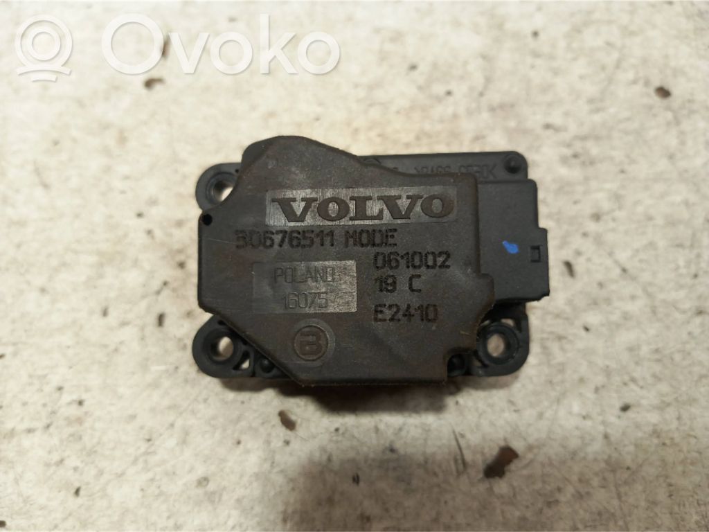 Volvo V70 Oro sklendės varikliukas 