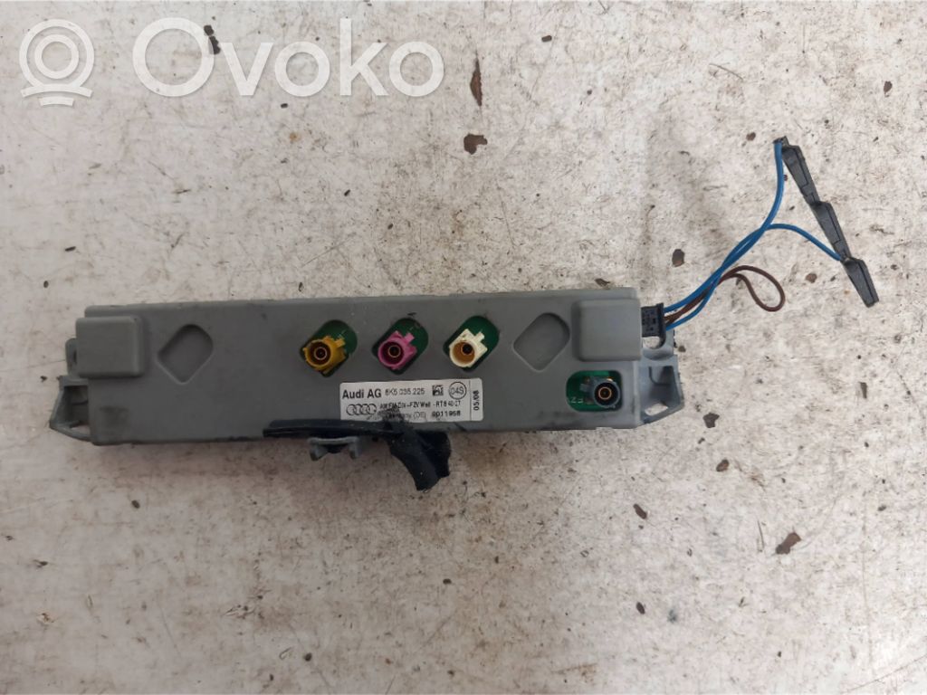 Audi A4 S4 B8 8K Pystyantennivahvistin 