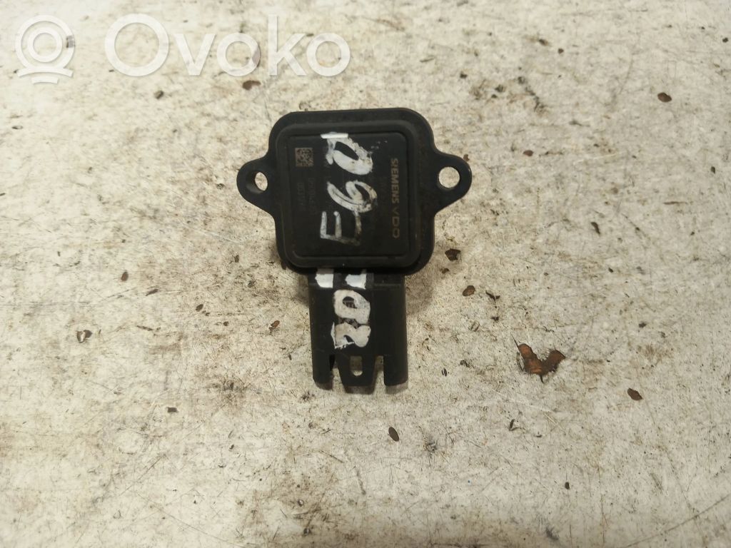 BMW 5 E60 E61 Mass air flow meter 