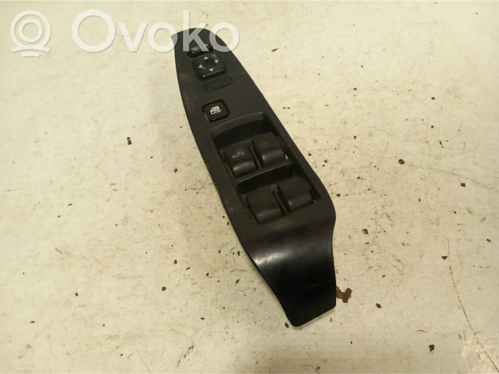 Subaru Legacy Electric window control switch 