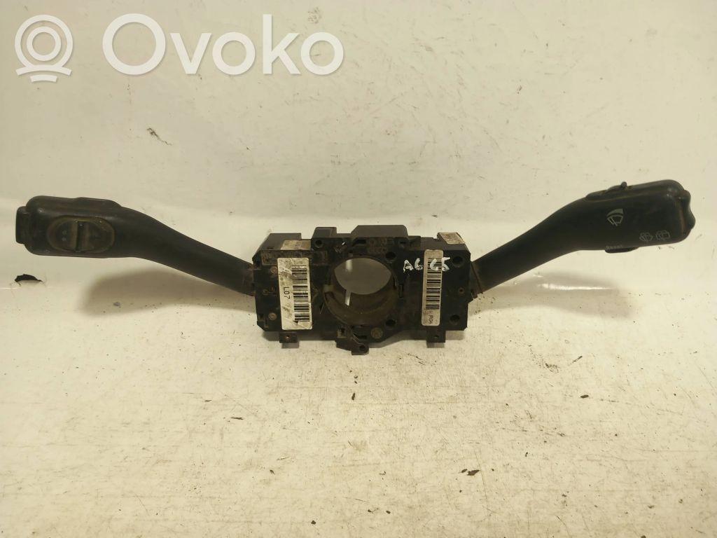 Audi A6 S6 C5 4B Interruptor/palanca de limpiador de luz de giro 
