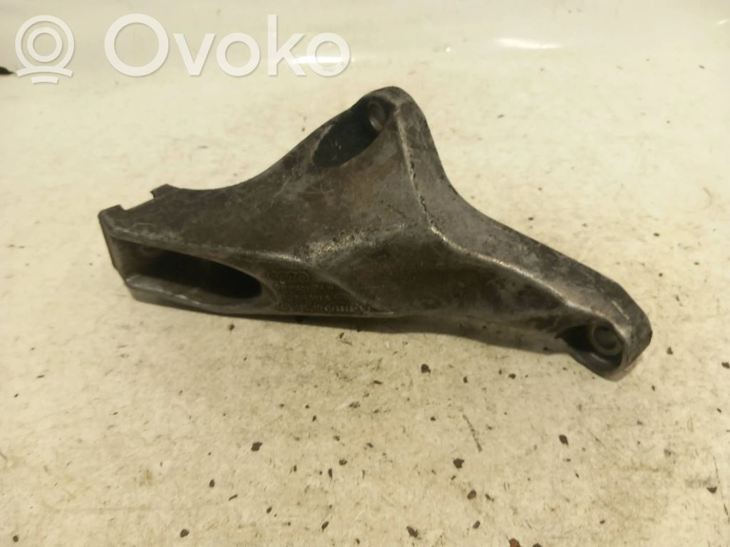 Audi A4 S4 B7 8E 8H Engine mounting bracket 