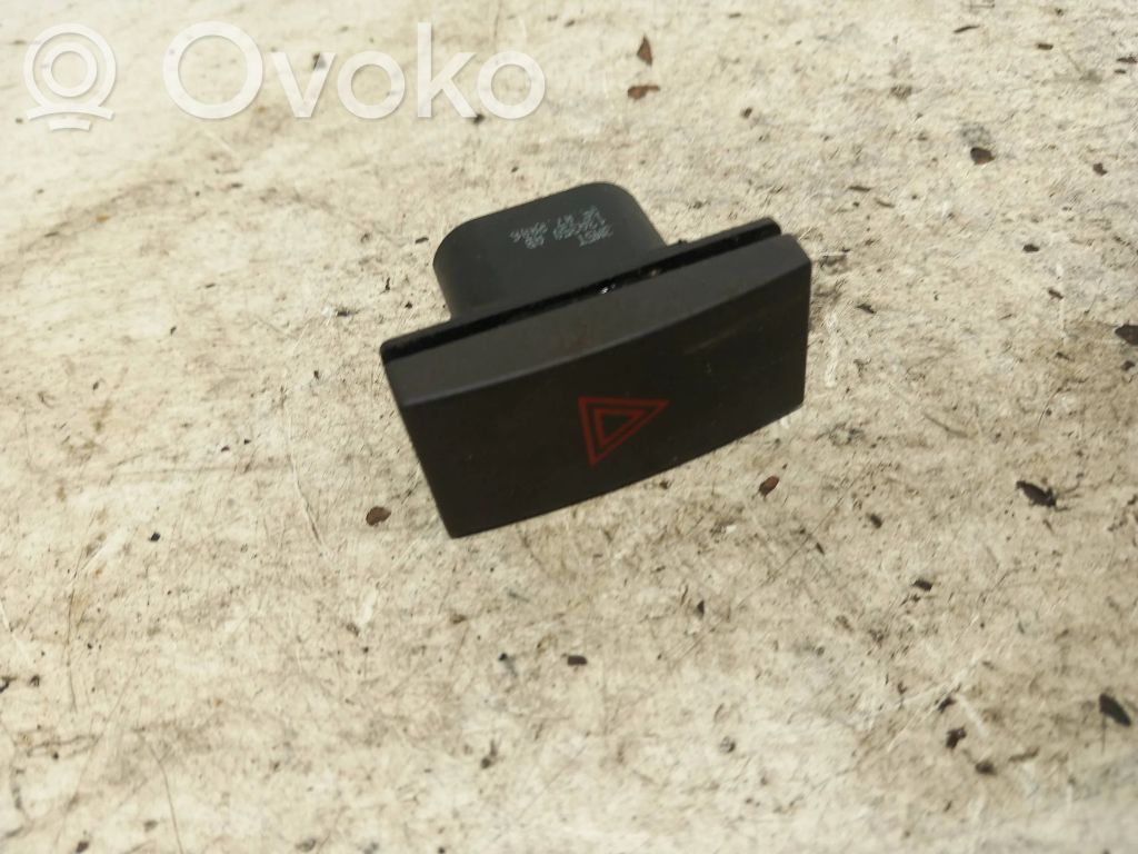 Ford Focus C-MAX Hazard light switch 
