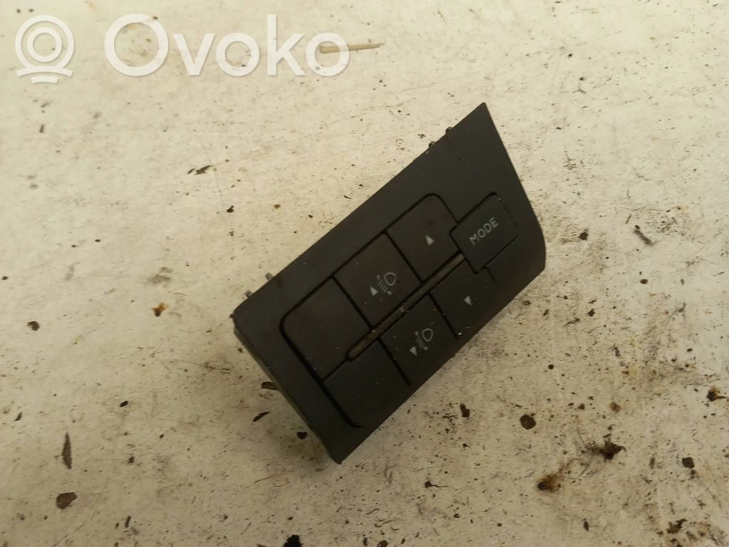 Peugeot Boxer Headlight level height control switch 