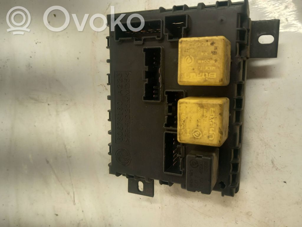 Alfa Romeo 156 Módulo de fusible 