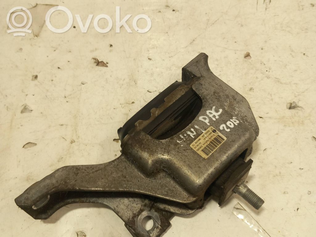 Engine mount bracket   6851173,G2005006,686235