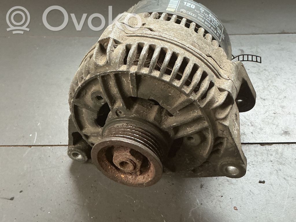 Audi A4 S4 B5 8D Generator/alternator 
