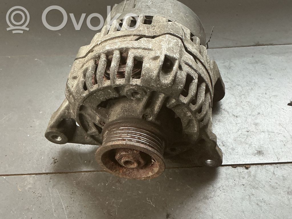 Audi A4 S4 B5 8D Ģenerators 