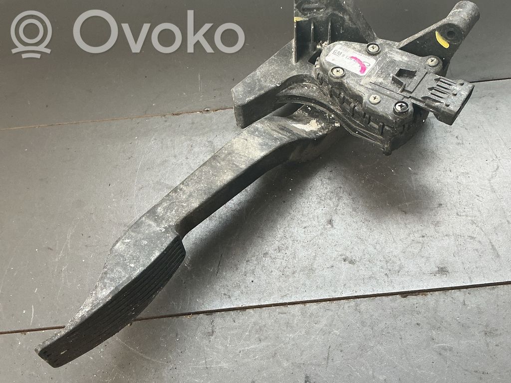 Opel Corsa C Pédale d'accélérateur 