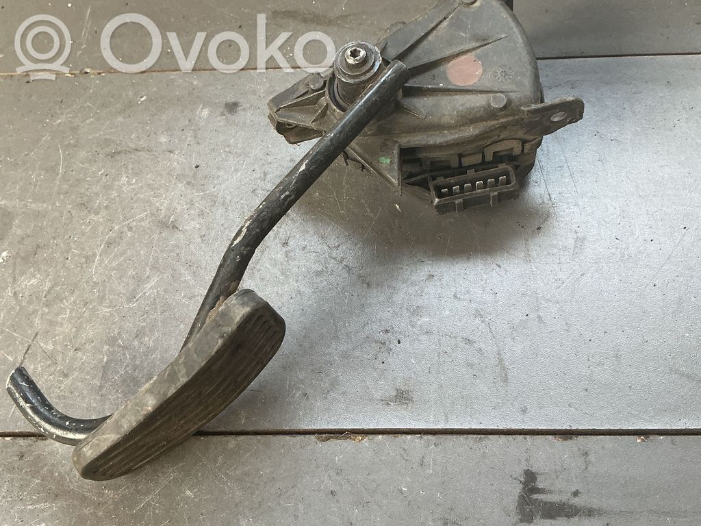 Volvo 850 Kaasupoljin 
