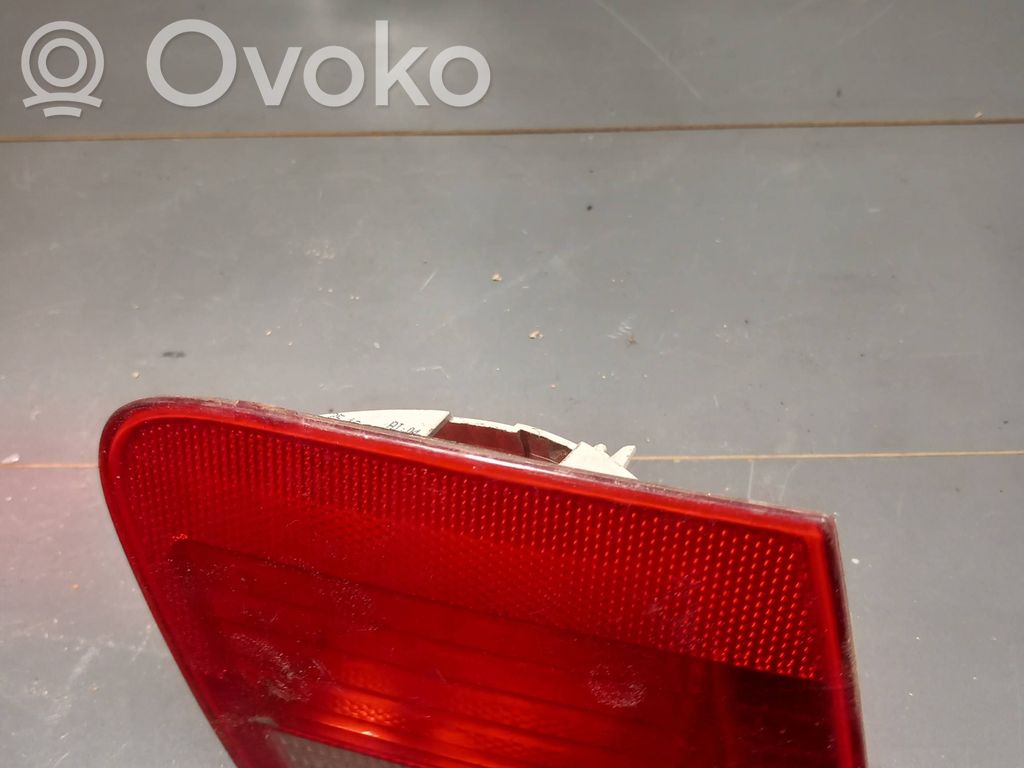 Tailgate rear/tail lights   28680,68759