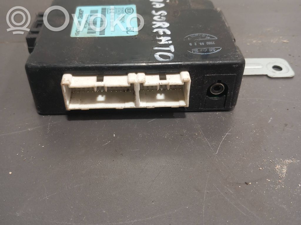 KIA Sorento Door central lock control unit/module 