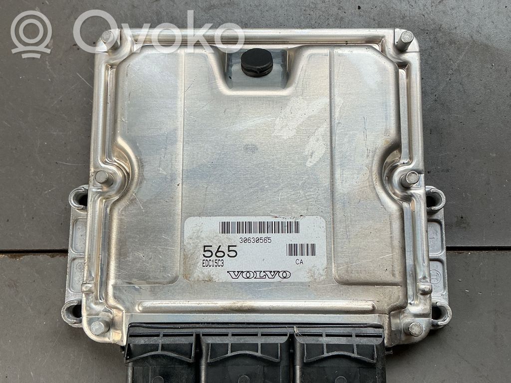 Volvo S40, V40 Engine control unit/module 