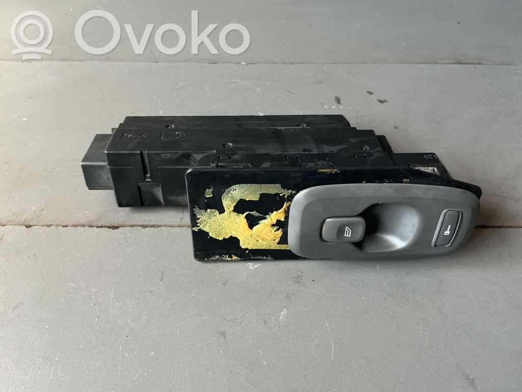 Electric window control switch   9452961,00W21E