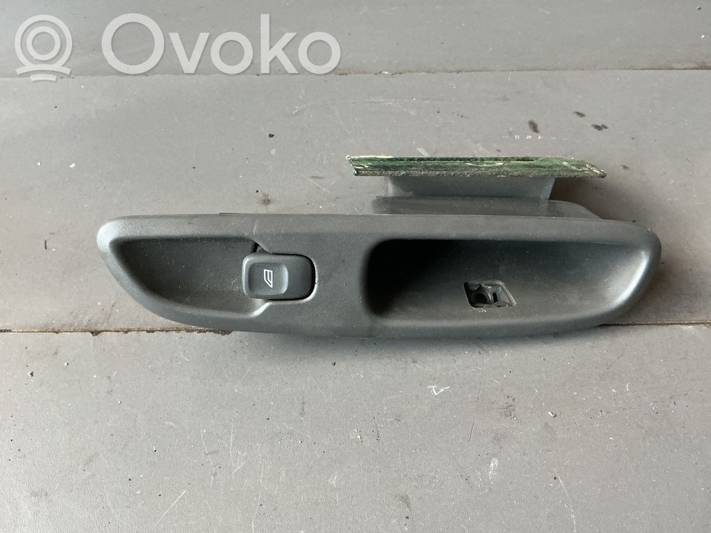 Volvo V70 Electric window control switch 