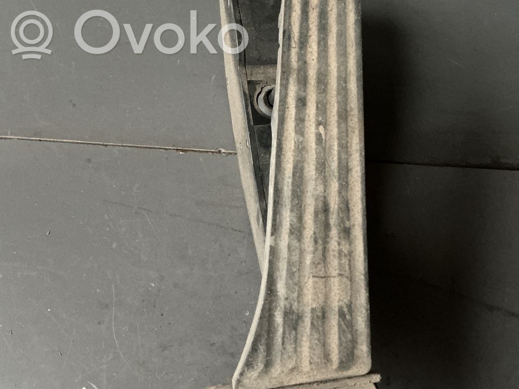 BMW 7 E65 E66 Gaspedal 