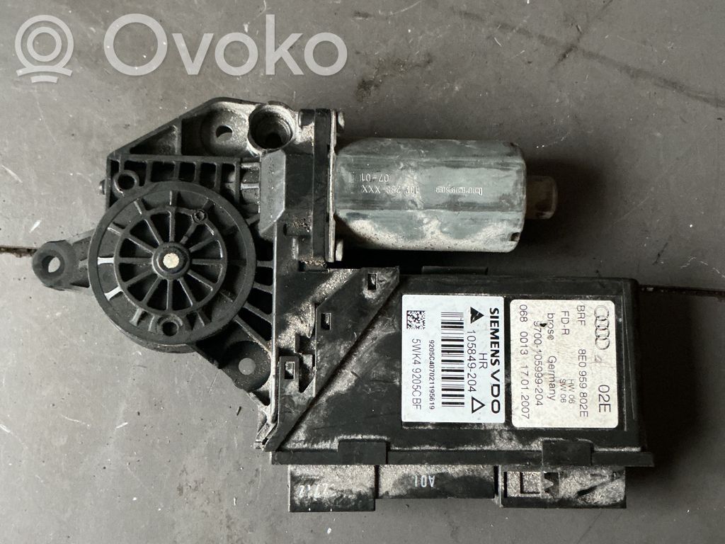 Audi A6 S6 C6 4F Silniczek podnoszenia szyby drzwi tylnych 