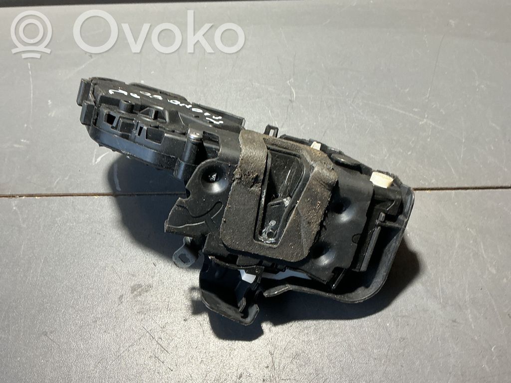 Ford Mondeo MK IV Galinių durų spyna 