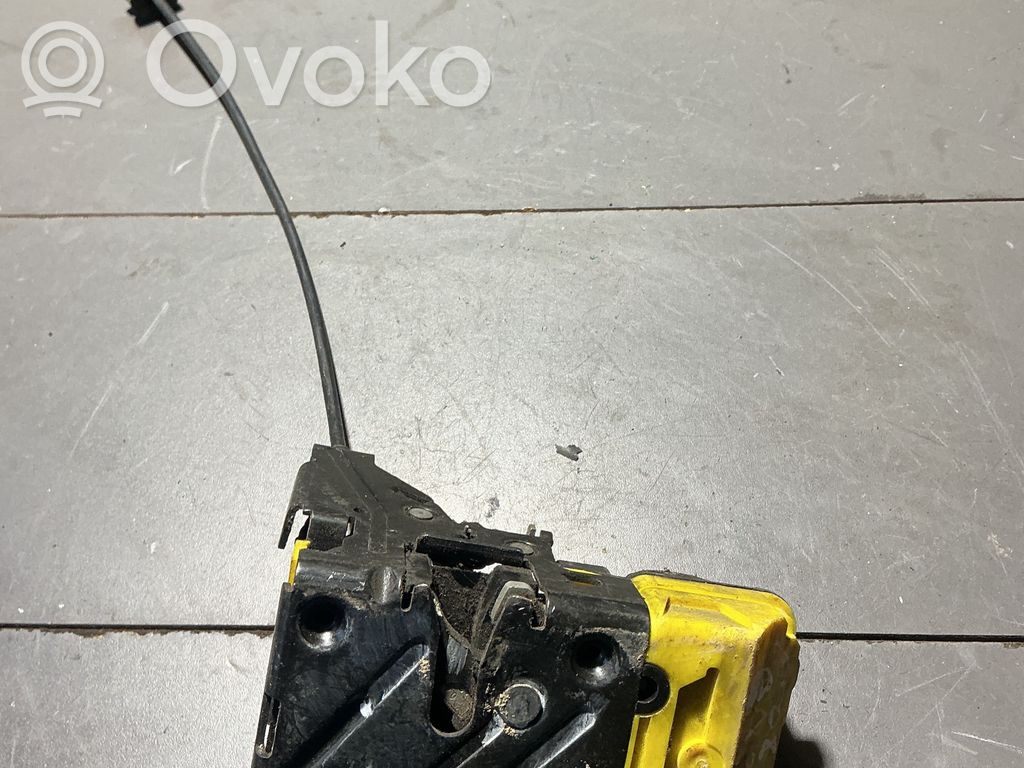 Volvo V70 Etuoven lukko 