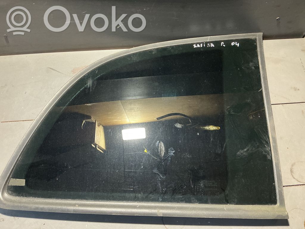 Opel Zafira A Vidrio lateral trasero 