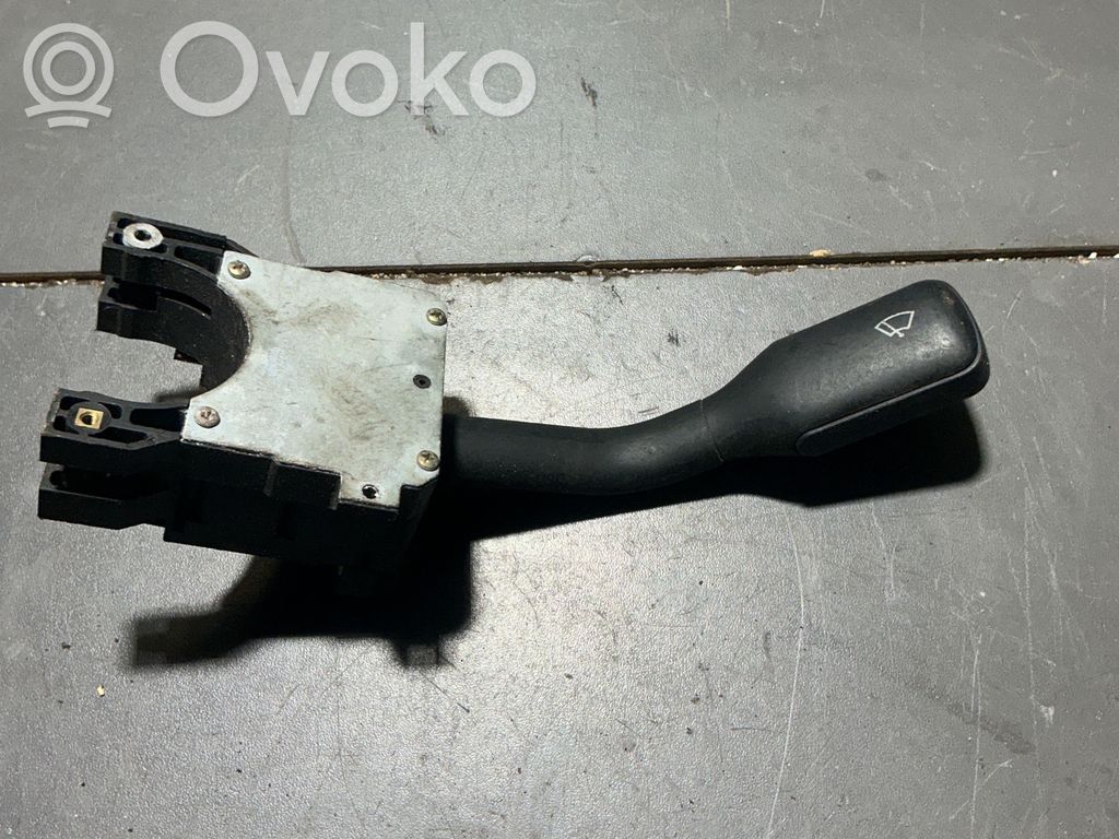 Audi A6 S6 C4 4A Manetka / Przełącznik wycieraczek 